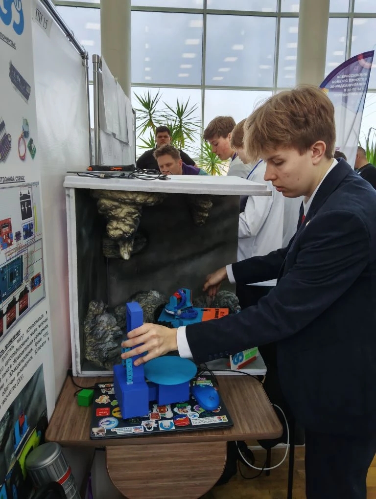 0kSd3N-Blnmu4KVtOFi8TP8o7W7EdaDqfEfopn-3UtFK4Lfs57L8kMz9FVLcGXIisBgkylzLbuvQLTuGymTeI85X