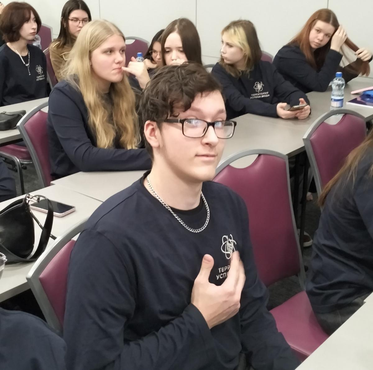 wgHws0ManOA9aA2a1ziovtuJmwduLxYEuwArvRiWcZEzaDbLDKGk m8m tfuBXf6fE7RbIsC10lmh3lR-jiKMR h